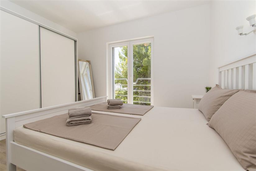 Apartment A2, for 3 persons