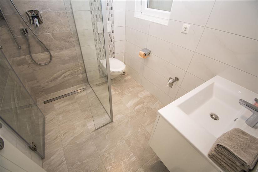 Apartment A2, for 3 persons