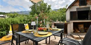 House - Stinica