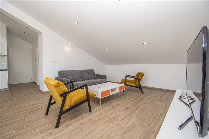 Apartment A4, for 5 persons