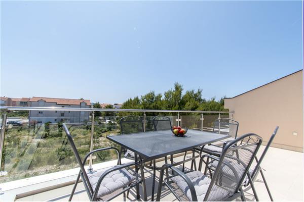 Apartment A4, for 5 persons