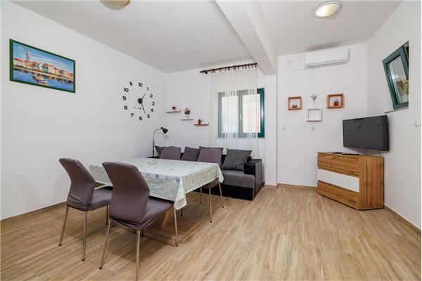 Apartment A2, for 4 persons