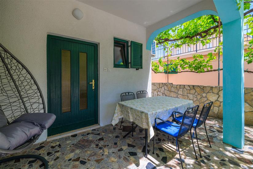 Apartment A2, for 4 persons