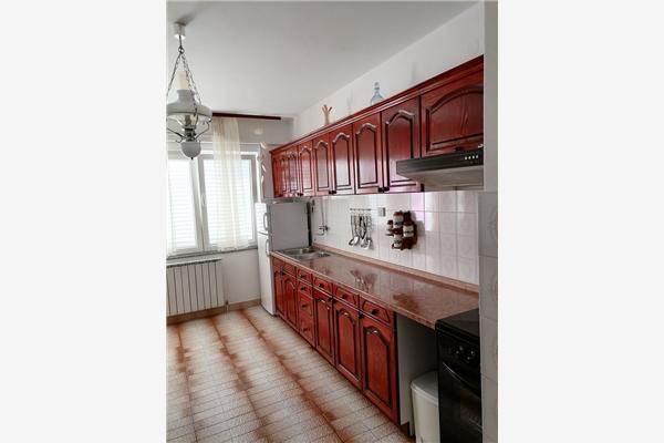 Apartment A2, for 6 persons