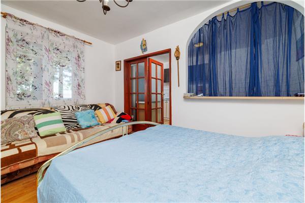 Apartment A1, for 5 persons