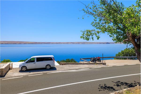 Apartment A1, for 5 persons