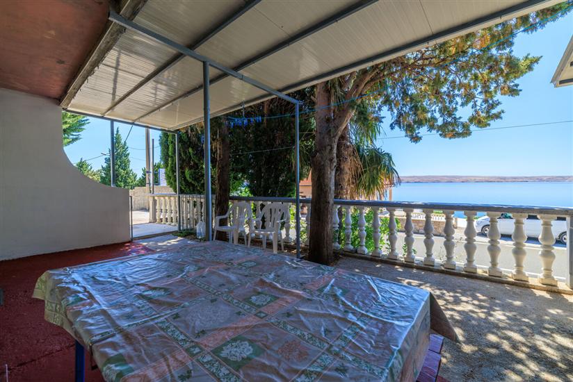 Apartment A2, for 3 persons