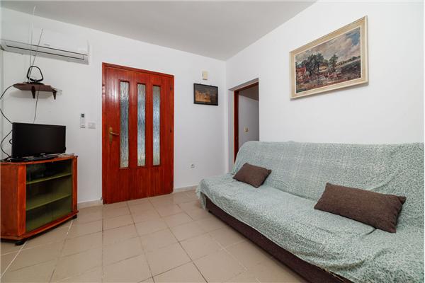 Apartment A2, for 3 persons