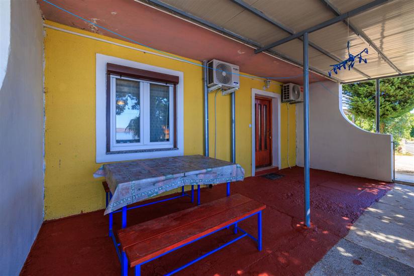 Apartment A2, for 3 persons