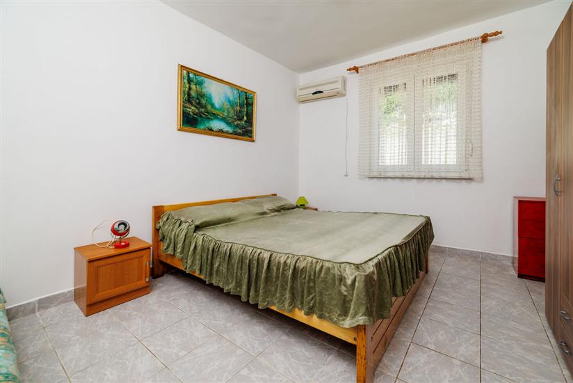 Apartment A5, for 3 persons