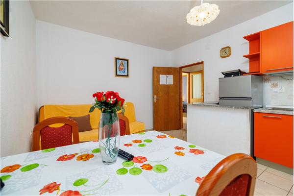 Apartment A6, for 3 persons