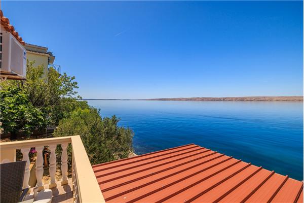 Apartment A7, for 4 persons