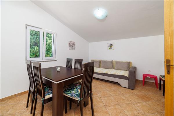 Apartment A2, for 4 persons