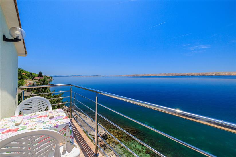 Apartment A2, for 4 persons