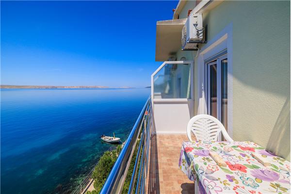 Apartment A2, for 4 persons