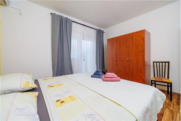Apartment A1, for 4 persons