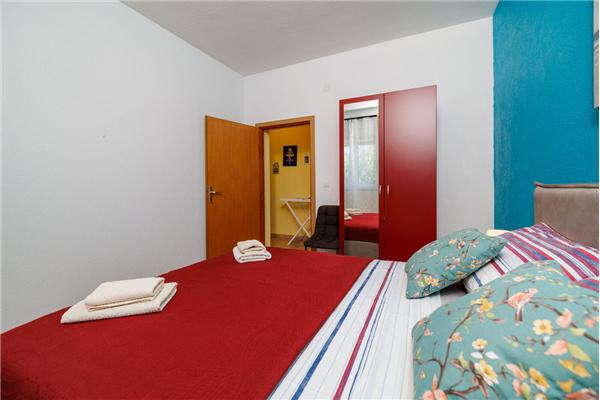 Apartment A2, for 6 persons