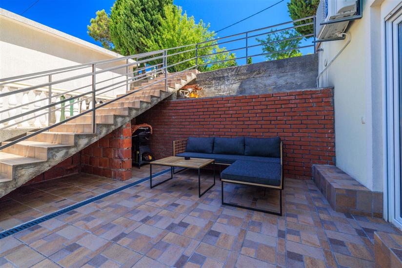 Apartment A2, for 6 persons