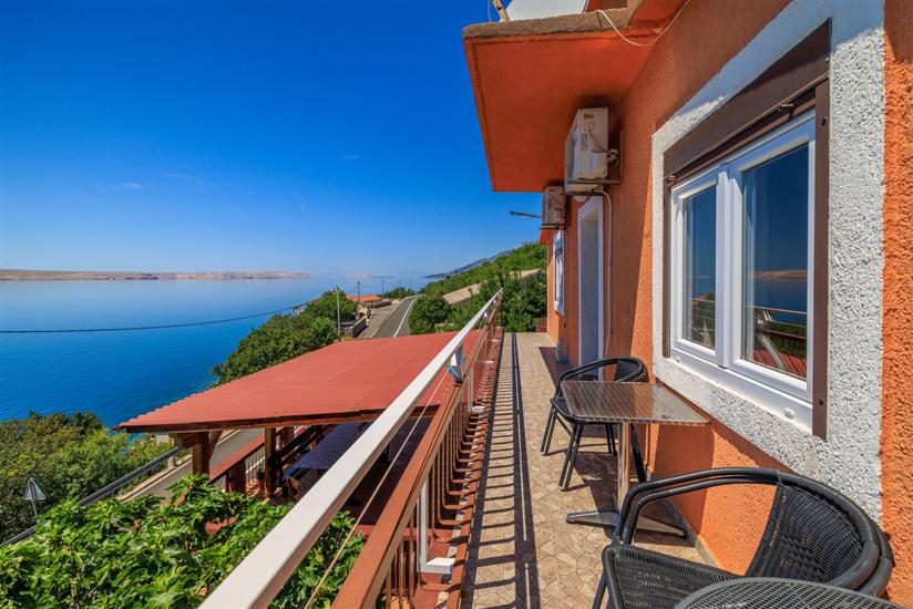 Apartment A2, for 4 persons