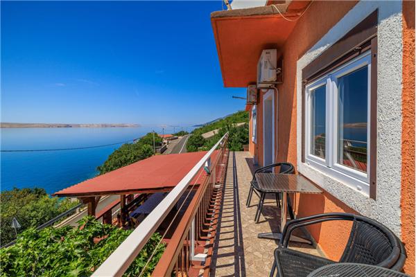 Apartment A2, for 4 persons