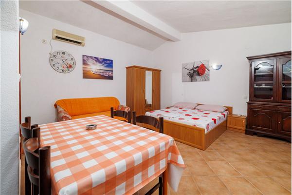 Apartment A3, for 3 persons