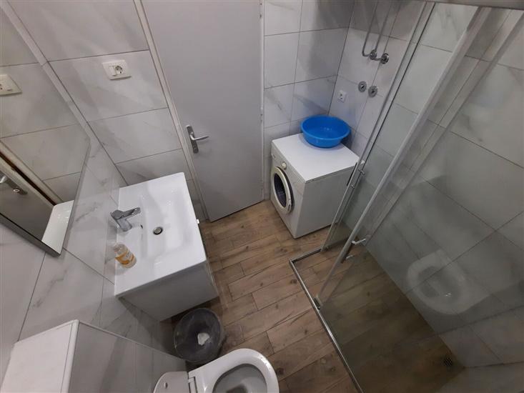 Apartment A1, for 8 persons