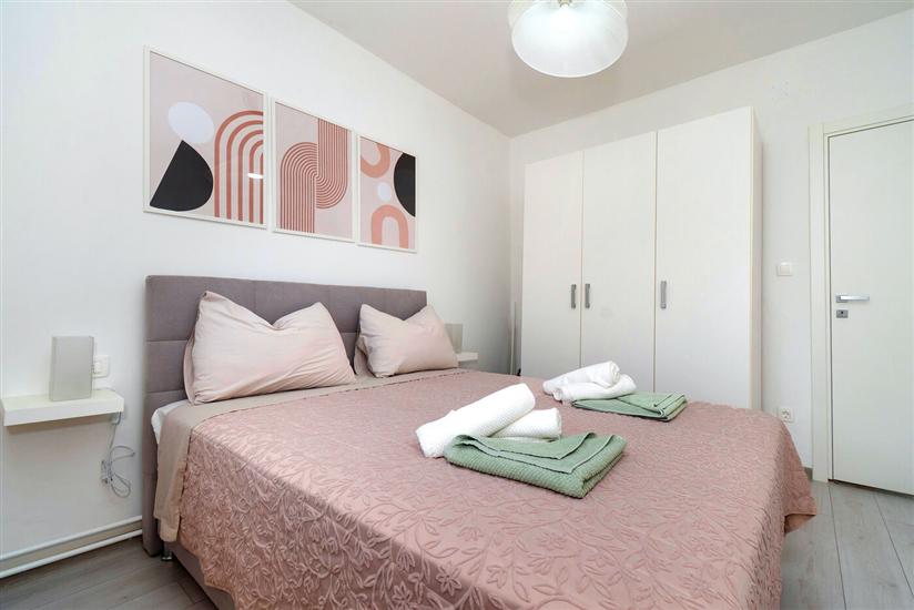 House K1, for 9 persons