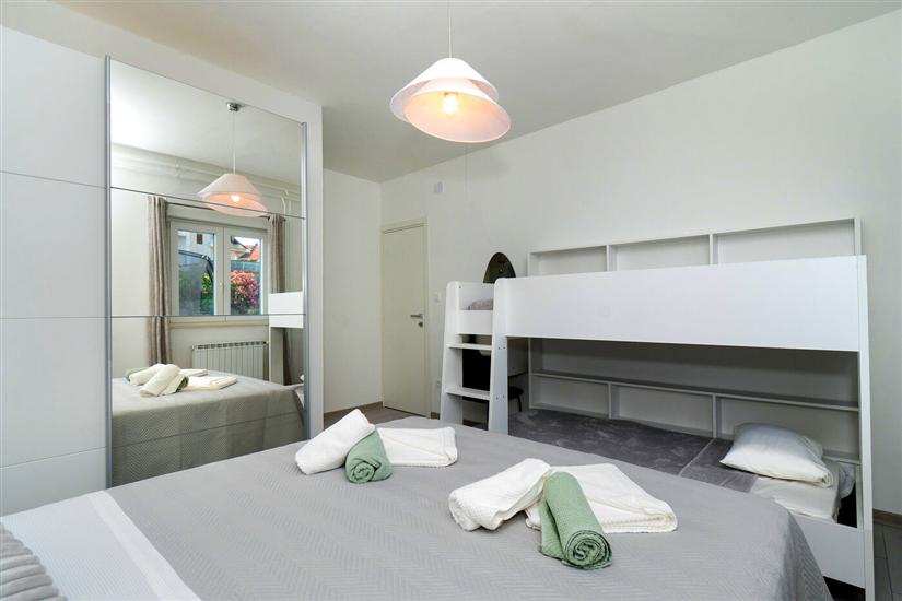 House K1, for 9 persons