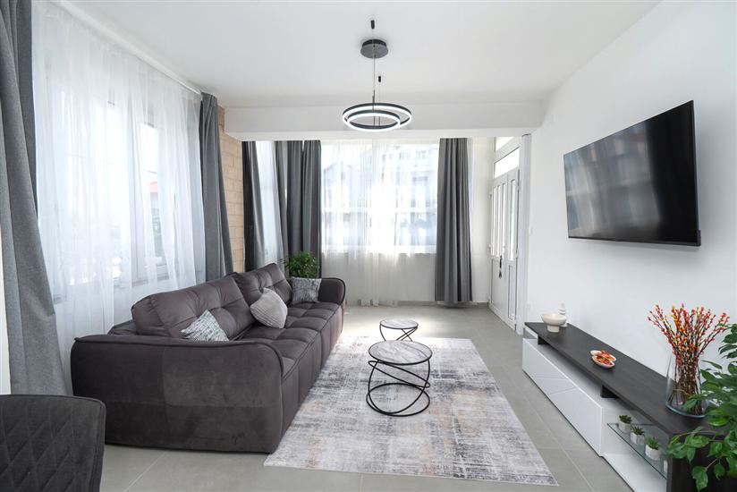 House K1, for 9 persons