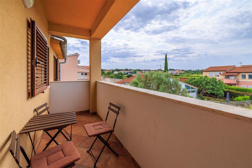 Apartment A2, for 3 persons