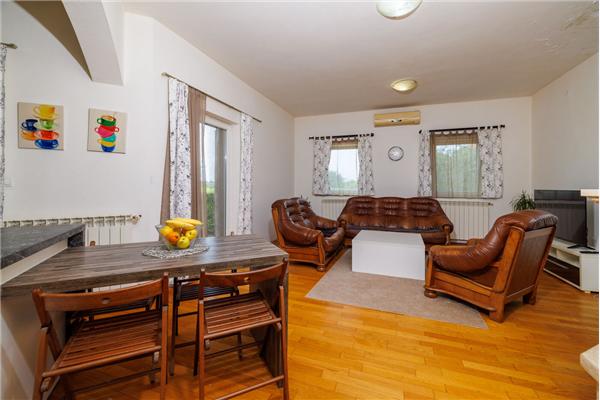 Apartment A4, for 7 persons