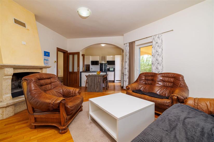 Apartment A4, for 7 persons