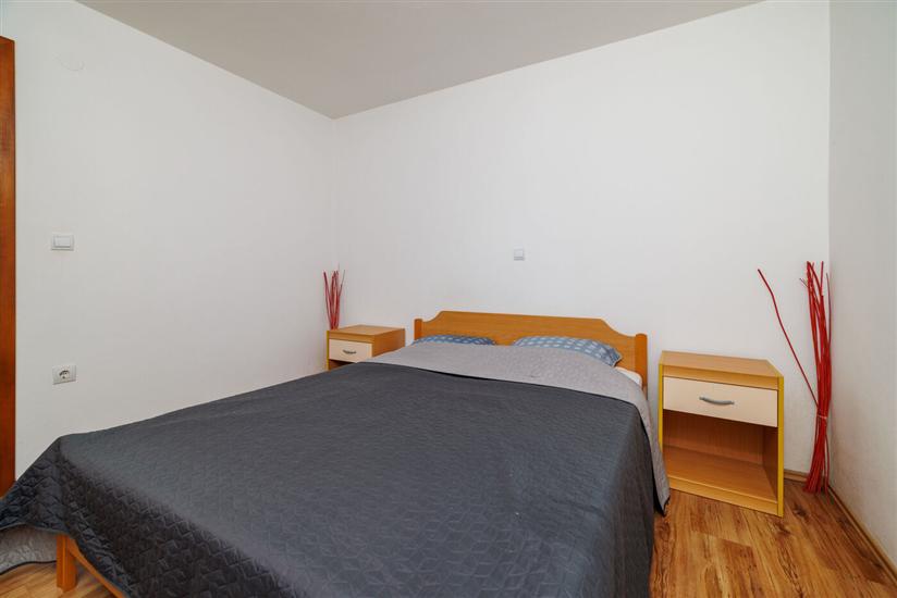 Apartment A4, for 7 persons