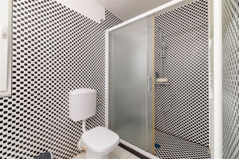 Apartment A4, for 7 persons