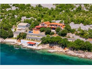 Apartments Jase Lukovo Sugarje, Size 30.00 m2, Airline distance to the sea 30 m