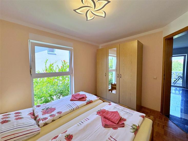 Apartment A1, for 4 persons