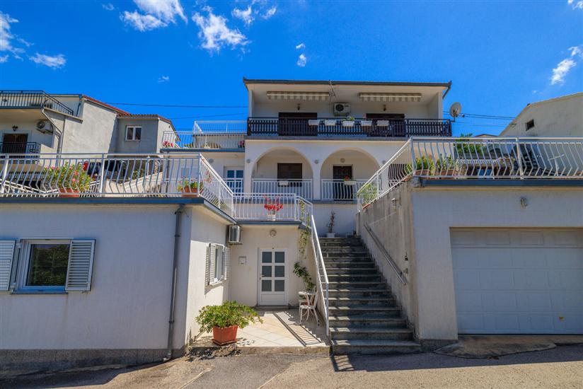 Apartments Jasna
