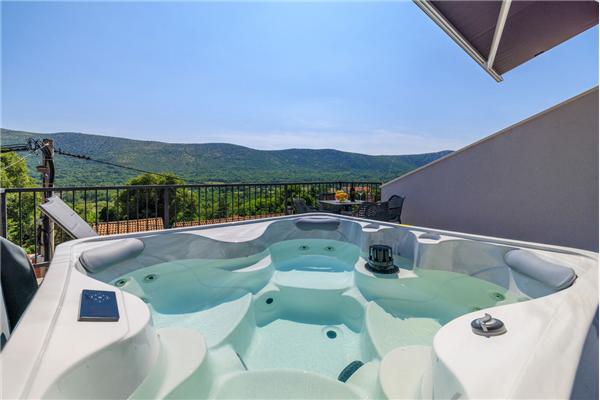 House K1, for 8 persons