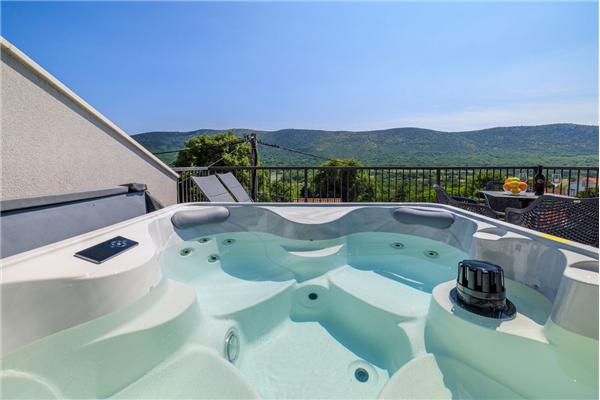 House K1, for 8 persons