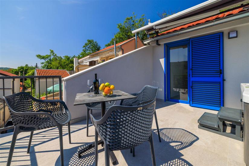 House K1, for 8 persons