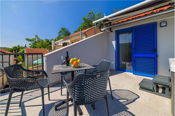 House K1, for 8 persons