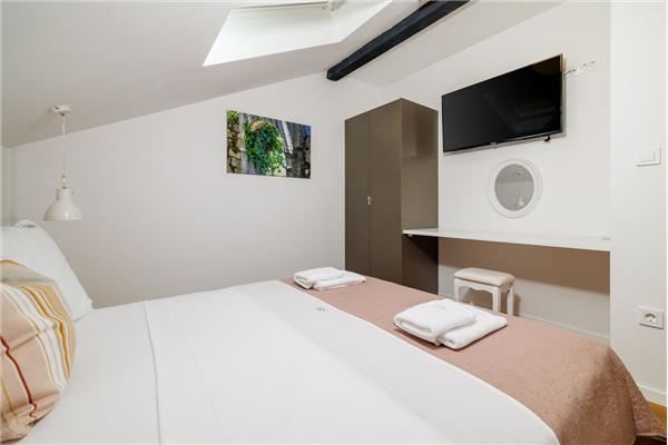 House K1, for 8 persons