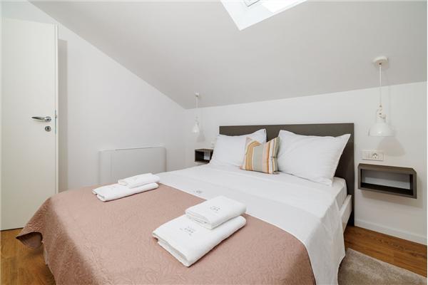 House K1, for 8 persons