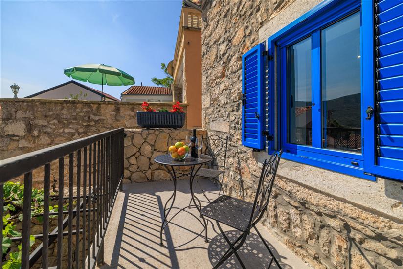 House K1, for 8 persons