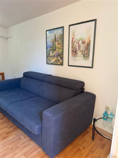 Apartment A2, for 5 persons