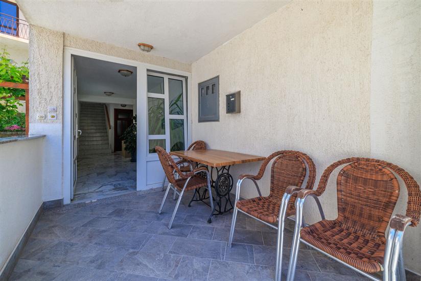 Апартамент Dijana