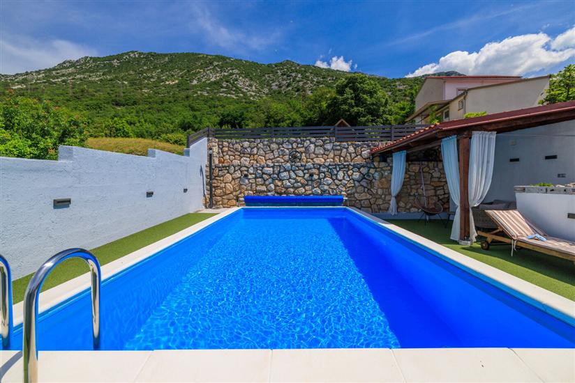 House Bozica with sauna and pool