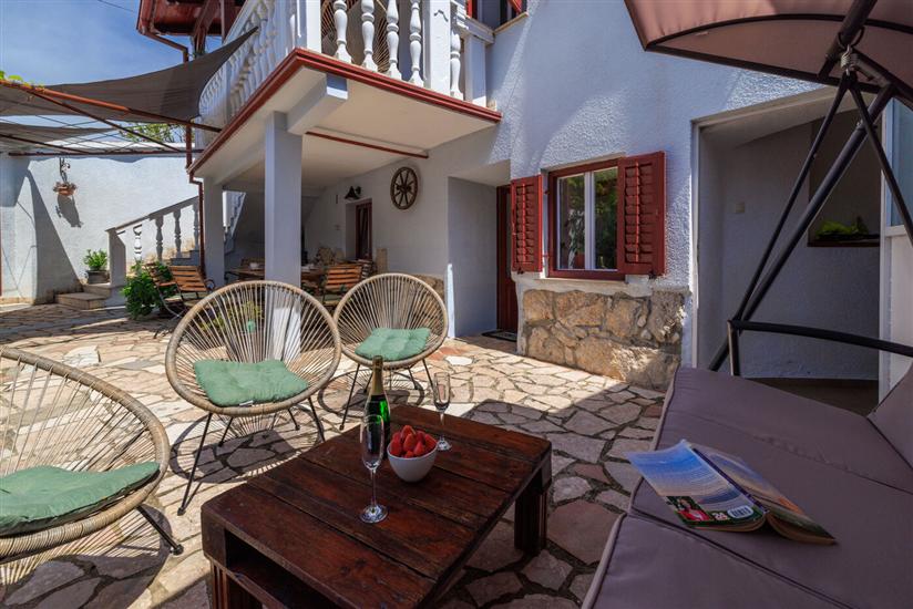 House Bozica with sauna and pool