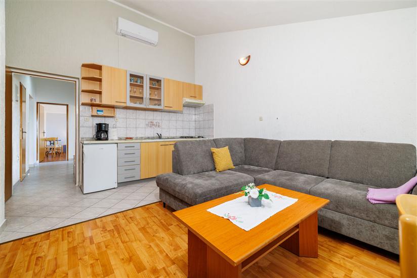 Apartment A1, for 4 persons