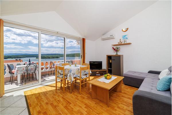 Apartment A2, for 6 persons